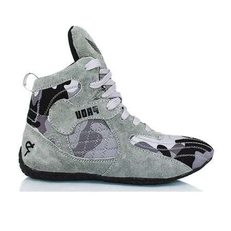 Gym Shoes in Camo Grey
